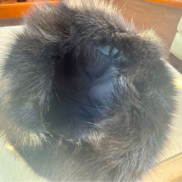 BLACK MINK CAP - Picture 6 of 6